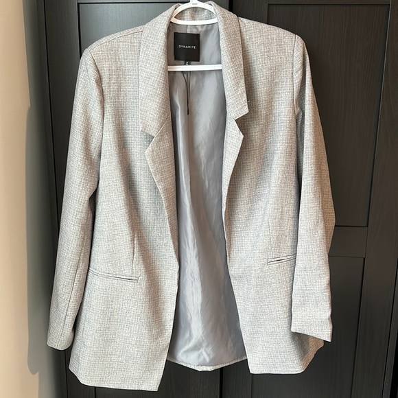 Dynamite Jackets & Coats Chic Gray Blazer From Dynamite Size Medium